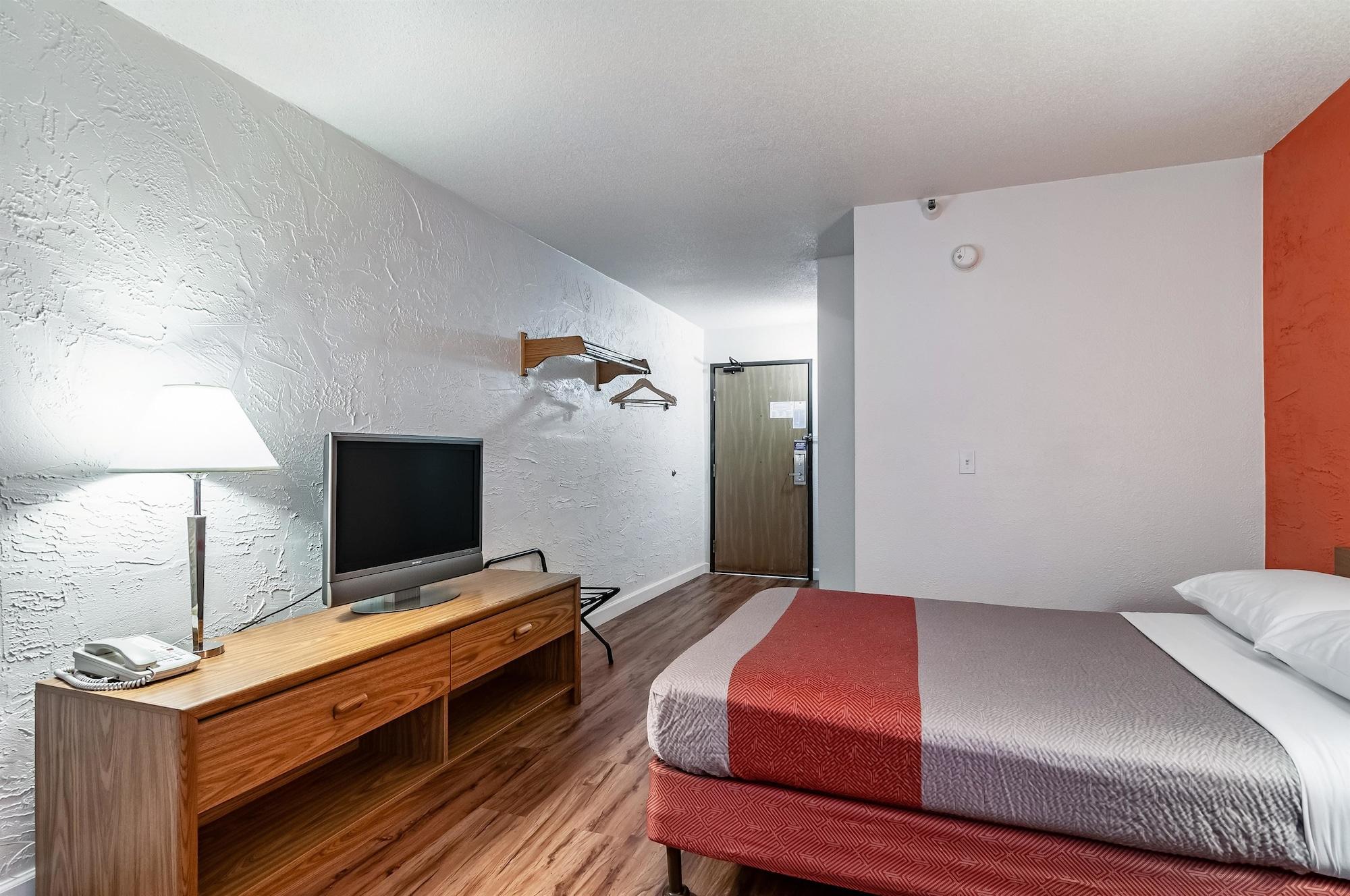 Motel 6-Naperville, Il ภายนอก รูปภาพ