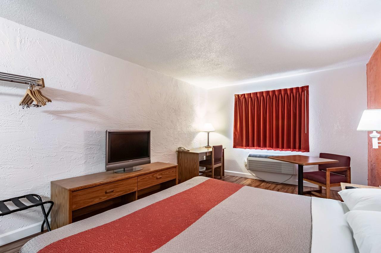 Motel 6-Naperville, Il ภายนอก รูปภาพ