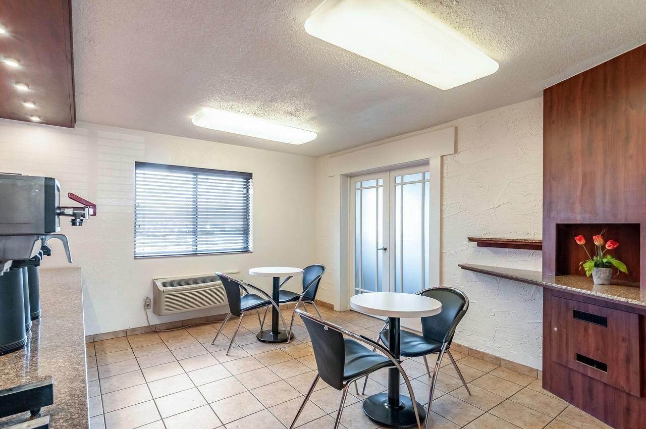 Motel 6-Naperville, Il ภายนอก รูปภาพ